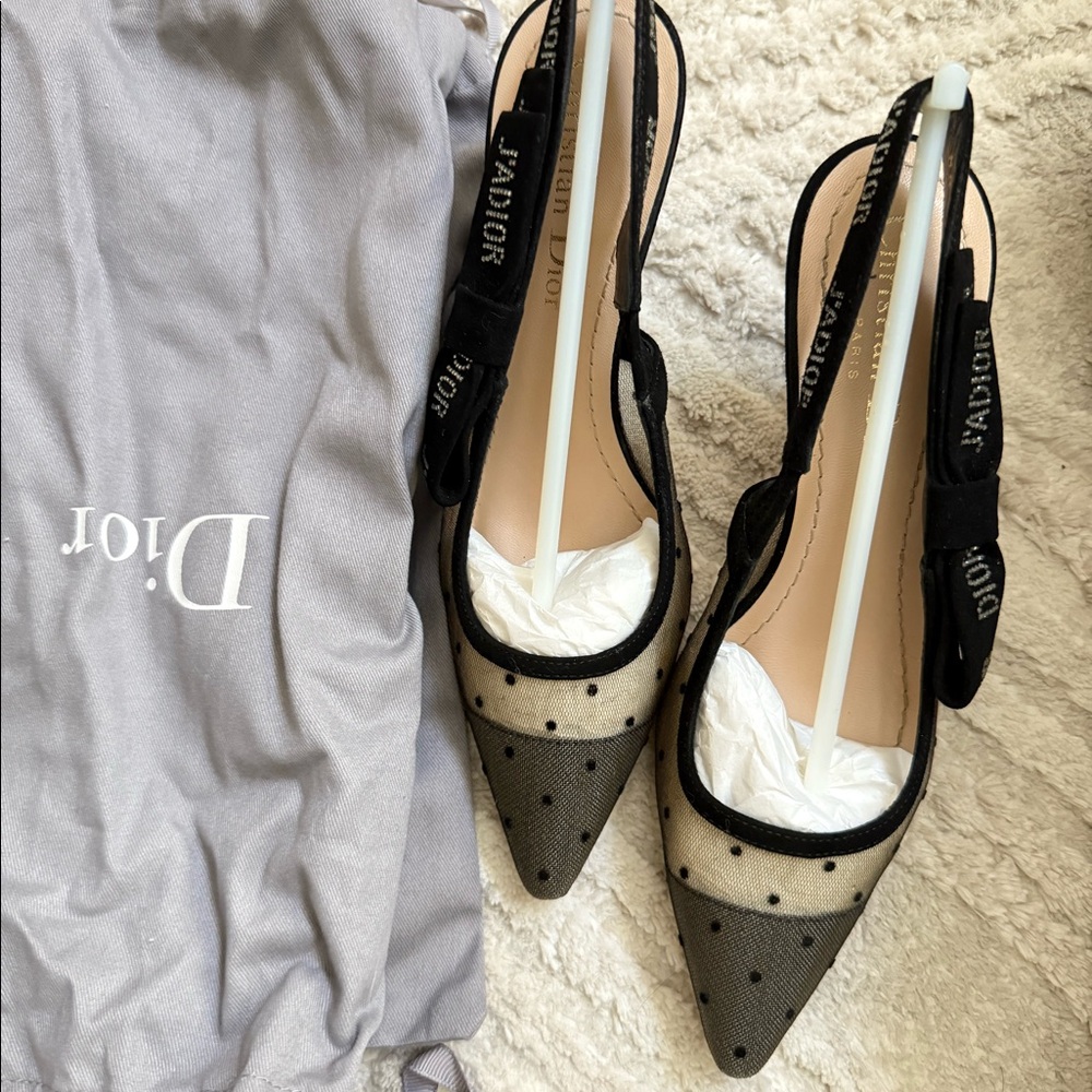 100% verified Excellent new Dior shoes size 34.5